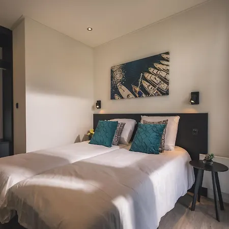 Nyaraló Cozy Riverside Escape *