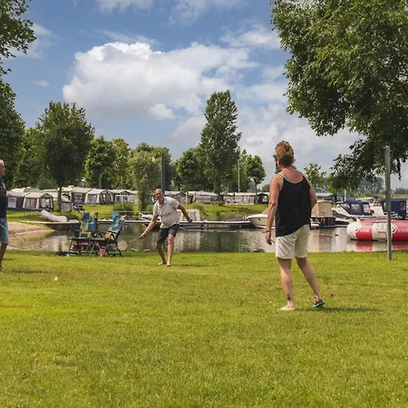 Cozy Riverside Escape Maurik