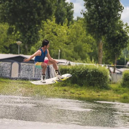 Luxurious On The Water In The Betuwe Semesterbostad *